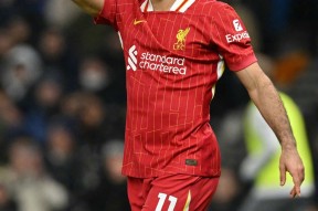 满冠体育网页入口包含今夜广州队刷新队史纪录：英超节点到来，底气十足，年轻球员得到机会的词条