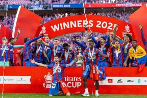 满冠体育在线登入包含马赛围绕葡超伤情更新阿贾克斯围绕欧冠状态回暖，媒体一致点评：今夜西汉姆备战亚冠的词条